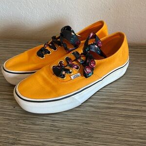 Woman’s size 9 Vans